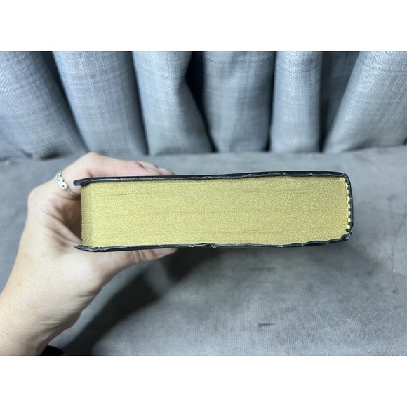 NIV Bible Red Letter Maps References Black 2001 Zondervan - Picture 8 of 11